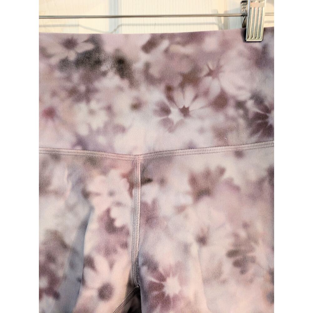 Lululemon Align High-Rise Short 4" Purple Floral Tie Dye Nulu LW7CLAS Size 6 - Picture 2 of 4